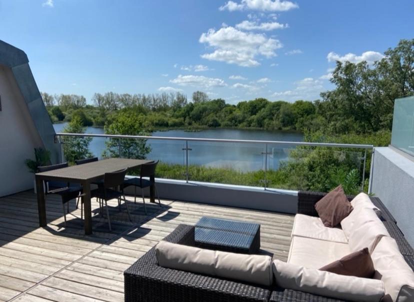Reed Warbler - Hm111 - Lower Mill Estate Penthouse Apartment With Spa Access Somerford Keynes Екстер'єр фото